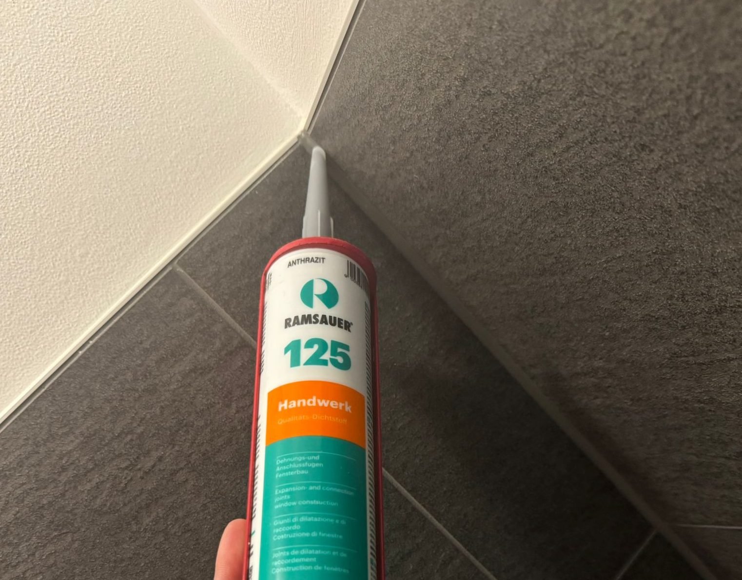 Je wc kitten: zo doe je dat zelf stap voor stap